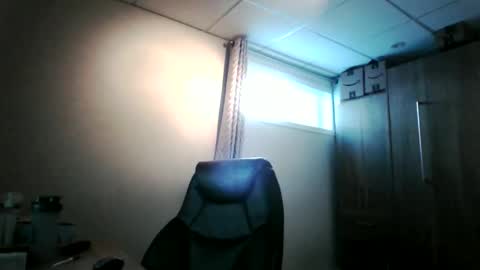 hurley7890 online show from December 1, 2025, 5:07 pm