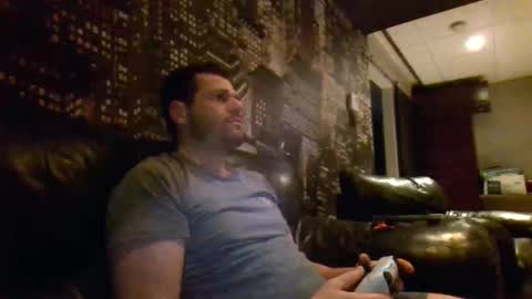 hurley7890 online show from February 3, 2026, 2:21 am