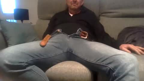 hurricane333644 online show from January 27, 2025, 4:22 pm