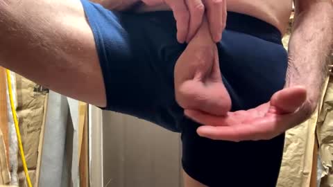 huskey300 online show from September 27, 2025, 9:20 pm