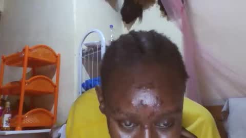 Snapshot of husna_ommy chatting on February 11, 2026, 4:34 pm Husna online show from February 11, 2026, 4:34 pm