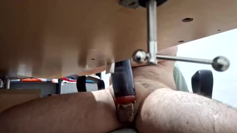 Snapshot of hybrid4646 chatting on February 16, 2026, 7:10 pm WatchMeCum online show from February 16, 2026, 7:10 pm