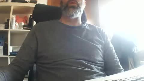 Hyperpau online show from April 19, 2026, 6:56 am