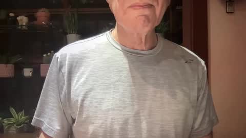 Snapshot of i8bgcq chatting on January 5, 2025, 11:01 pm The Talented Mr. DILFy online show from January 5, 2025, 11:01 pm