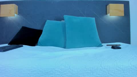 The Dolls online show from March 4, 2026, 8:15 pm