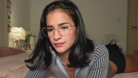 Kat online show from March 30, 2026, 2:01 am