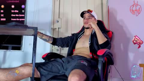 Snapshot of i_am_kelvis_ chatting on February 14, 2026, 2:19 am kelvis online show from February 14, 2026, 2:19 am