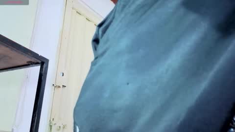 Snapshot of i_am_kelvis_ chatting on February 27, 2026, 6:57 am kelvis online show from February 27, 2026, 6:57 am