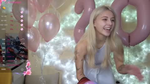 Snapshot of i_see_aysi chatting on December 4, 2024, 4:05 pm Aysi online show from December 4, 2024, 4:05 pm