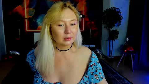 Snapshot of i_will_wake_u_up chatting on May 27, 2026, 2:30 am Samanta online show from May 27, 2026, 2:30 am