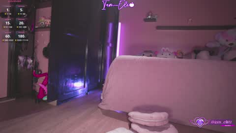       online show from October 26, 2025, 11:09 pm