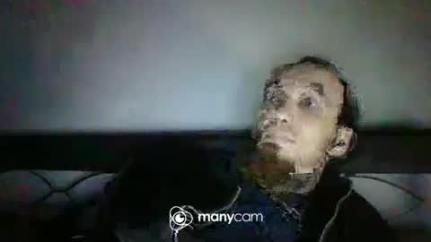 Snapshot of iam_leooo chatting on March 5, 2025, 6:33 am juan and roxana online show from March 5, 2025, 6:33 am