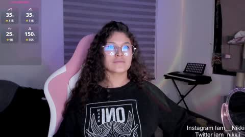 Snapshot of iam_nikki chatting on December 3, 2024, 5:53 am On instagram Imm NikkiHelp me reach 100 likes online show from December 3, 2024, 5:53 am