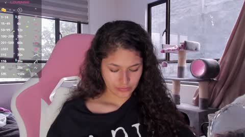 Snapshot of iam_nikki chatting on January 24, 2025, 9:58 pm On instagram Imm NikkiHelp me reach 100 likes online show from January 24, 2025, 9:58 pm