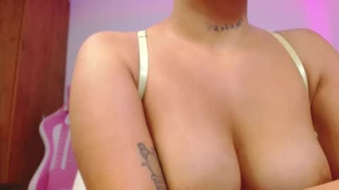 Salo  online show from October 17, 2025, 9:34 am