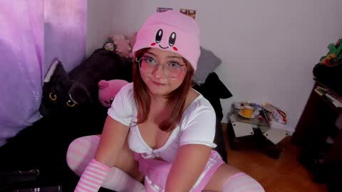 Snapshot of iam_zoechan chatting on January 17, 2025, 6:44 pm Zoe 3 online show from January 17, 2025, 6:44 pm