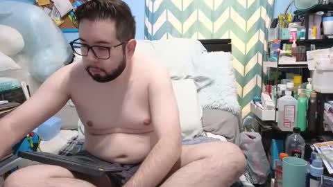 Snapshot of iamissac chatting on November 16, 2025, 6:24 pm IAmIssac - Issac Dimitri online show from November 16, 2025, 6:24 pm