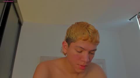 Juliiiiian online show from November 20, 2025, 3:56 pm