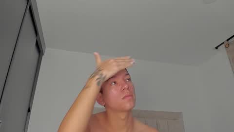 Juliiiiian online show from March 14, 2026, 10:10 am