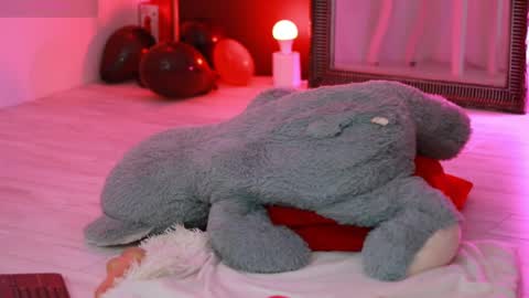 Lila online show from March 9, 2025, 9:25 pm