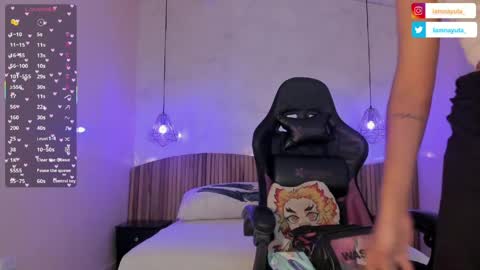 Nayuta online show from April 5, 2026, 8:17 pm