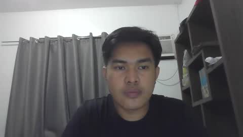 Adrianhot online show from December 25, 2024, 10:28 am