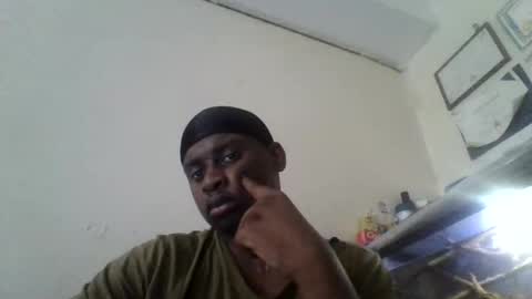 iamryan995442 online show from April 3, 2026, 7:23 pm