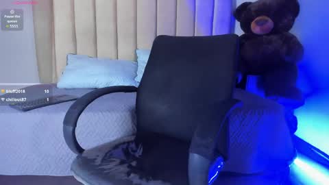 Snapshot of ian_diamond chatting on May 20, 2026, 9:21 pm Iam online show from May 20, 2026, 9:21 pm