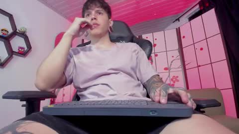 Ian online show from October 13, 2025, 4:34 am