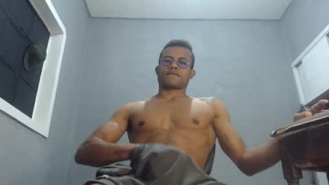 Snapshot of ian_tuner chatting on December 19, 2024, 6:12 am ian_tuner online show from December 19, 2024, 6:12 am