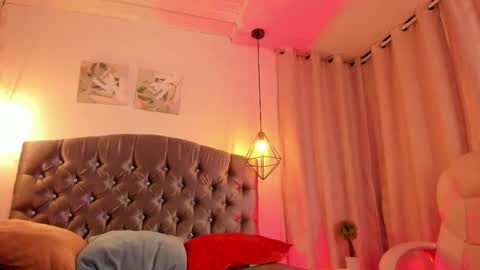 ian  online show from October 25, 2025, 3:58 am