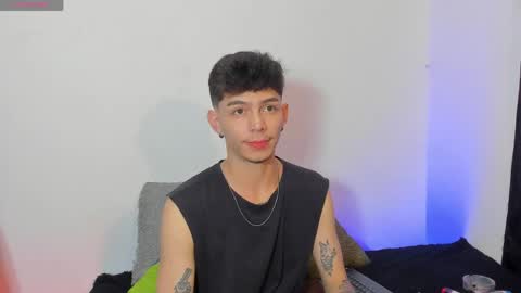 Snapshot of ianlark chatting on May 20, 2026, 11:44 pm Ian Lark online show from May 20, 2026, 11:44 pm