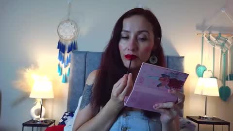 Snapshot of iberianmoonmk chatting on January 18, 2026, 11:25 am Iberian Moon online show from January 18, 2026, 11:25 am