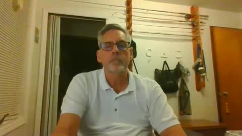 Snapshot of icanhelpu43 chatting on January 15, 2025, 5:19 am icanhelpu43 online show from January 15, 2025, 5:19 am