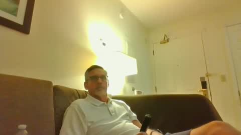 Snapshot of icanhelpu43 chatting on February 5, 2025, 2:19 am icanhelpu43 online show from February 5, 2025, 2:19 am