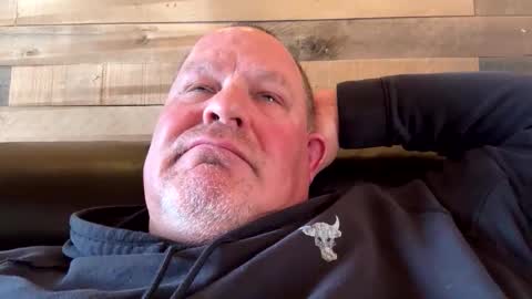 icanmakeyousquirt69 online show from April 27, 2026, 8:51 pm