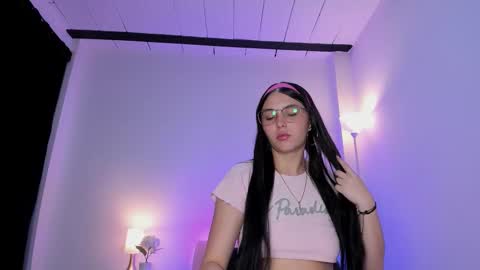 ice online show from November 5, 2025, 9:42 am