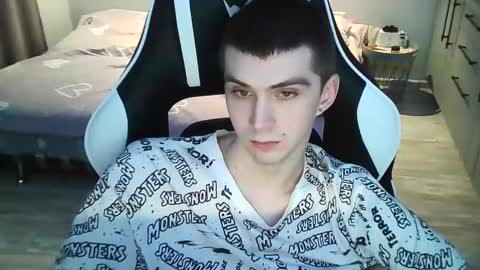 MAX online show from January 26, 2025, 5:55 pm