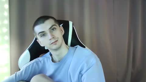 MAX online show from February 17, 2025, 5:43 pm