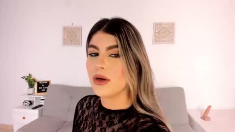 ice_y_abigail online show from January 14, 2026, 12:11 pm