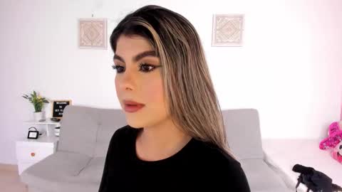 ice_y_abigail online show from January 16, 2026, 12:09 pm