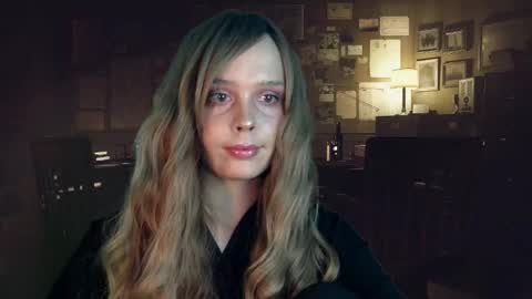 Nina online show from September 21, 2025, 4:25 am