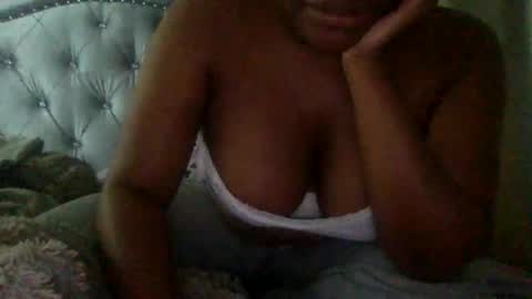 icedcoffeex online show from November 21, 2025, 11:25 pm