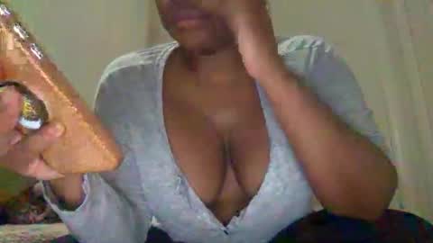 icedcoffeex online show from April 21, 2026, 8:01 pm