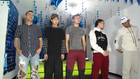 THOMAS AND DAMIAND online show from March 1, 2025, 12:45 pm