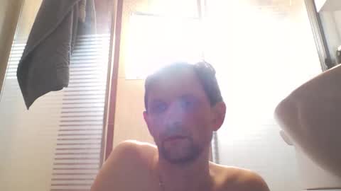 icoxaxs online show from May 26, 2026, 4:25 pm
