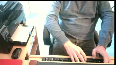 icumalot4you online show from May 20, 2026, 8:42 am