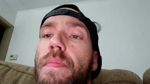 Snapshot of icyfucktoy chatting on December 5, 2024, 6:32 am icyfucktoy online show from December 5, 2024, 6:32 am