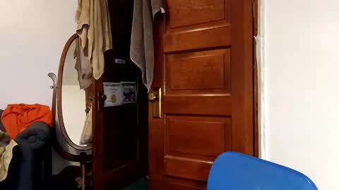 Snapshot of icyfucktoy chatting on November 2, 2025, 3:42 am icyfucktoy online show from November 2, 2025, 3:42 am