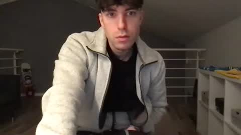 Snapshot of icyninesix chatting on January 8, 2025, 12:06 am icyninesix online show from January 8, 2025, 12:06 am